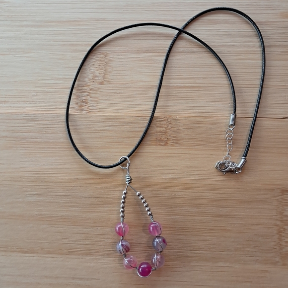 Elegant Pink Beaded Necklace - Picture 6 of 6